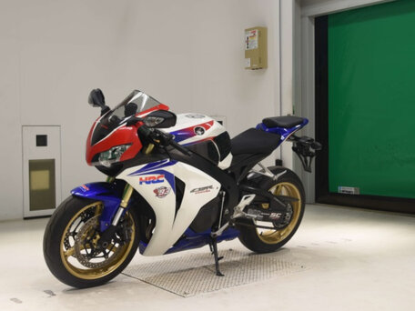 2008 Honda CBR 1000 RR/RA Fireblade, белый, 472000 рублей, вид 1