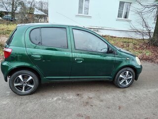 2001 Toyota Yaris I, зелёный, 297000 рублей, вид 2
