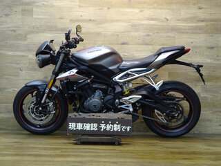 2018 Triumph Street Triple, серый, 760000 рублей, вид 2