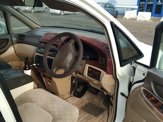 1999 Nissan Presage I, белый, 505000 рублей, вид 5