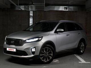 2019 Kia Sorento III Prime Рестайлинг, серебристый, 3650000 рублей, вид 1