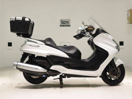 2009 Yamaha Majesty 400, белый, 250000 рублей, вид 4