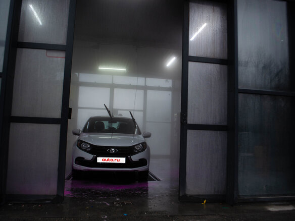 2023 Lada (ВАЗ) Granta I Рестайлинг, белый, 650000 рублей