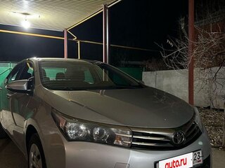 2015 Toyota Corolla XI (E160, E170, E180), серебристый, 1250000 рублей, вид 1
