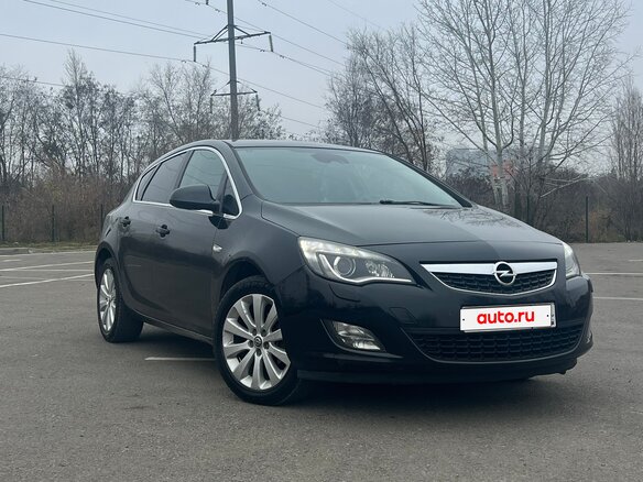 2011 Opel Astra J, чёрный, 600000 рублей