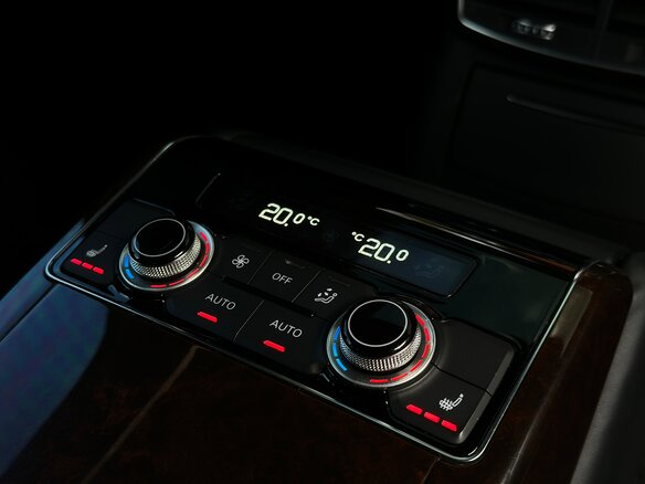 2014 Audi A8 Long III (D4) Рестайлинг, чёрный, 2450000 рублей - вид 10