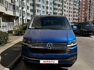 2021 Volkswagen Caravelle T6 Рестайлинг, синий, 7700000 рублей, вид 2