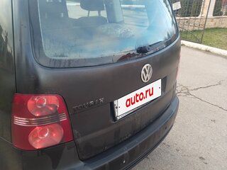 2009 Volkswagen Touran Cross I Рестайлинг, чёрный, 600000 рублей, вид 4