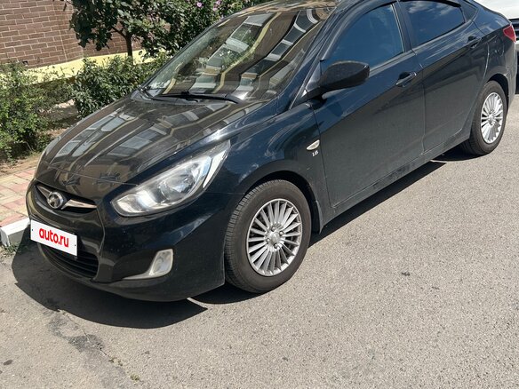 2011 Hyundai Solaris I, чёрный, 810000 рублей