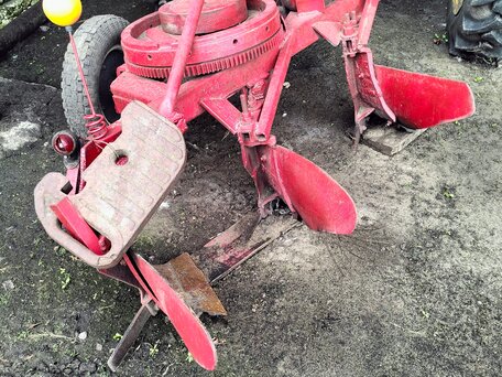 1988 ВТЗ Т-25А, красный, 900000 рублей, вид 5