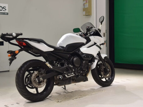 2012 Yamaha XJ6 (FZ6R), белый, 400000 рублей, вид 5