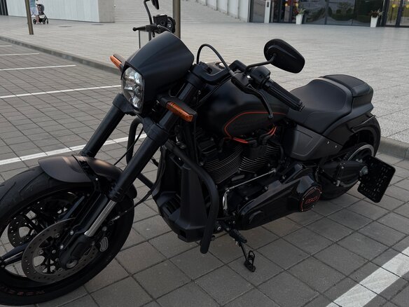 2019 Harley-Davidson FXDR 114, чёрный, 1550000 рублей