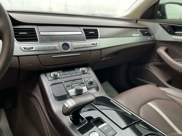 2013 Audi A8 Long III (D4) Рестайлинг, чёрный - вид 17