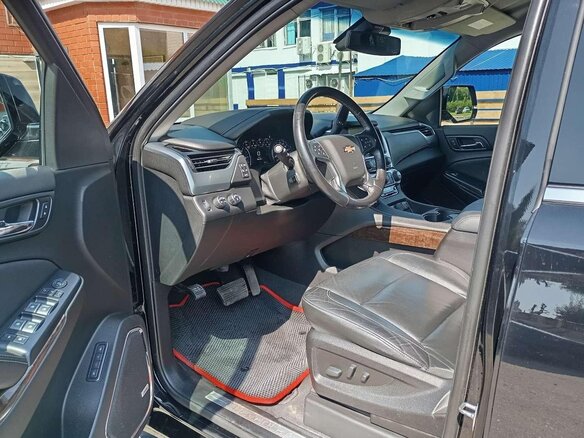 2019 Chevrolet Tahoe IV, чёрный, 4950000 рублей - вид 8