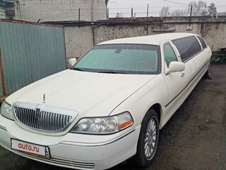 2003 Lincoln Town Car III Рестайлинг, белый, 1000000 рублей, вид 1