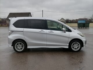 2012 Honda Freed I Рестайлинг, серебристый, 1350000 рублей, вид 5