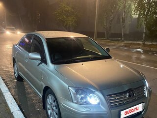 2004 Toyota Avensis II, серебристый, 700000 рублей, вид 2