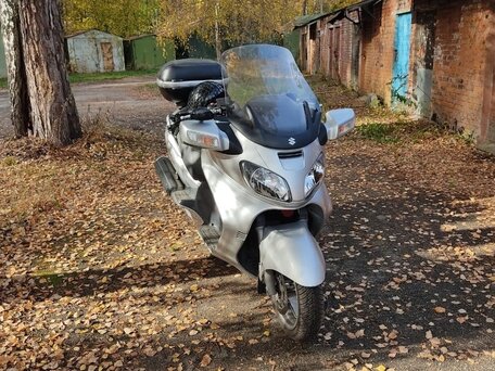 2005 Suzuki Burgman (SkyWave) 650, серебристый, 325000 рублей, вид 4