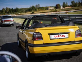 1995 Volkswagen Golf III, жёлтый, 1200000 рублей, вид 5