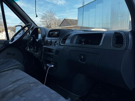 2005 Mercedes-Benz Sprinter, белый, 1100000 рублей, вид 2