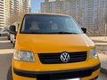 2008 Volkswagen Transporter, жёлтый, 1450000 рублей - вид 1