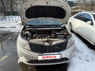 2012 Kia Rio 4-speed III, серебристый, 800000 рублей, вид 2
