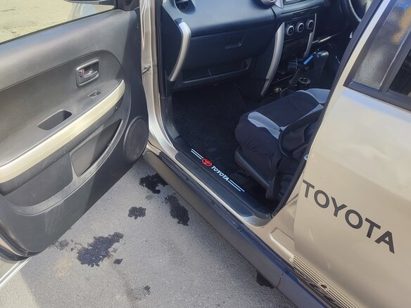 2002 Toyota Ist I, серый, 480000 рублей - вид 18