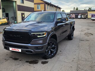 2022 Ram 1500 Quad Cab V, серый, 6800000 рублей, вид 5