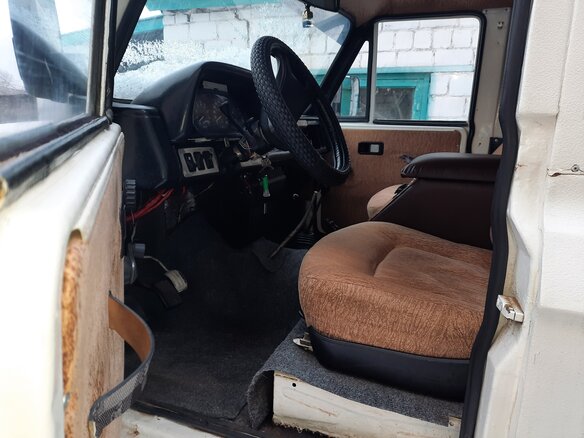 1991 Aro 24, белый - вид 14