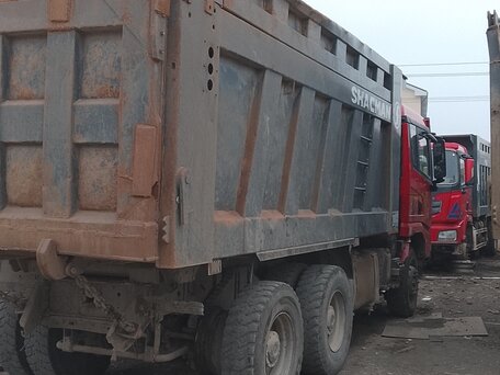 2022 Shacman (Shaanxi) SX3254, красный, 3697000 рублей, вид 3