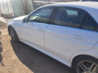 2015 Mercedes-Benz E-Класс 200 IV (W212, S212, C207) Рестайлинг, белый, 2300000 рублей, вид 4