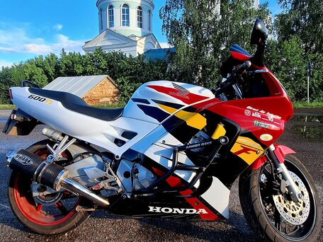 1996 Honda CBR 600F, красный, 320000 рублей, вид 2