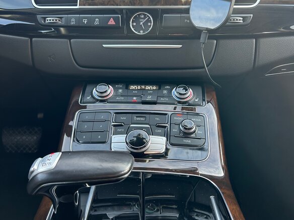 2015 Audi A8 III (D4) Рестайлинг, чёрный, 2750000 рублей - вид 9