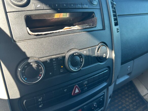 2007 Volkswagen Crafter, голубой, 1000000 рублей - вид 7