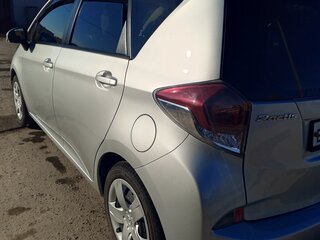 2016 Toyota Ractis II, серый, 990000 рублей, вид 3