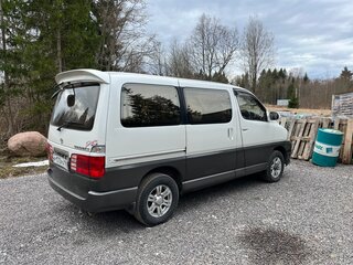 1999 Toyota Grand HiAce I, белый, 950000 рублей, вид 3
