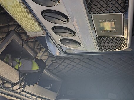 2005 Mercedes-Benz Axor, синий, 2900000 рублей, вид 3