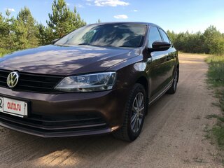 2015 Volkswagen Jetta VI Рестайлинг, коричневый, 1060918 рублей, вид 2