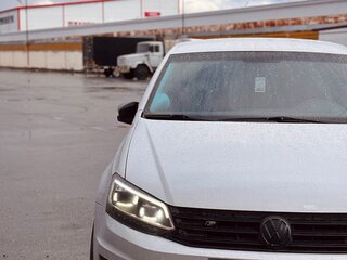 2018 Volkswagen Polo V Рестайлинг, белый, 1350000 рублей, вид 2