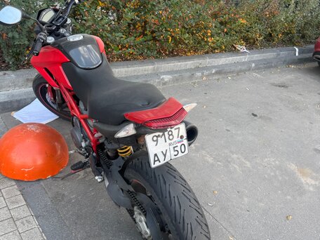 2011 Ducati Hypermotard, красный, 410000 рублей, вид 5