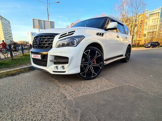 2010 Infiniti QX56 II, белый, 2500000 рублей, вид 1