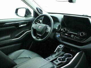 2021 Toyota Highlander IV (XU70), чёрный, 5245000 рублей, вид 4