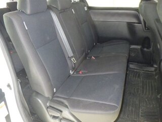 2015 Toyota Noah III (R80), белый, 1780000 рублей, вид 5