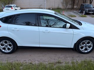 2013 Ford Focus III, белый, 950000 рублей, вид 3