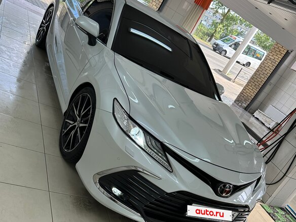 2021 Toyota Camry VIII (XV70) Рестайлинг, белый - вид 6