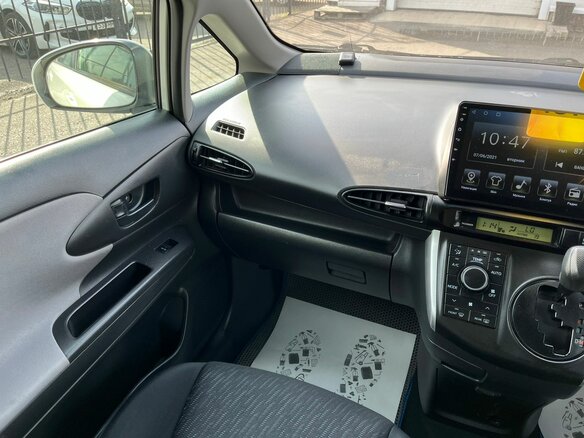 2010 Toyota Wish II, белый, 1199000 рублей - вид 17