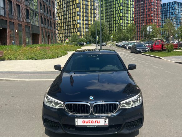 2019 BMW 5 серии 523i VII (G30/G31/G38), чёрный, 3650000 рублей - вид 2