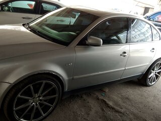 2002 Volkswagen Passat B5 Рестайлинг, серый, 300000 рублей, вид 3