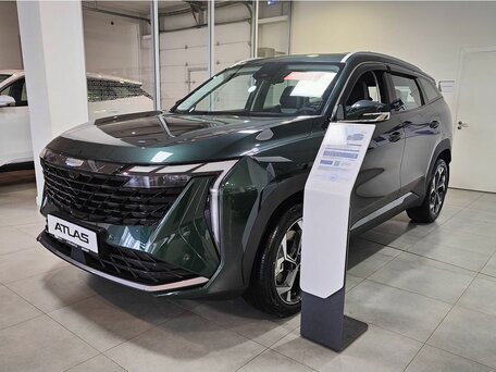 2026 Geely Atlas II, зелёный, 3449990 рублей, вид 3