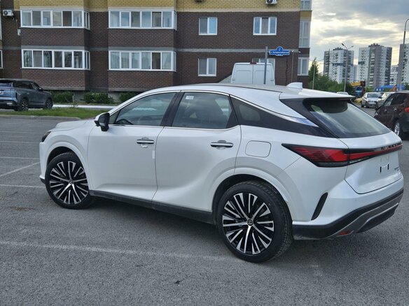 2025 Lexus RX 300 V, белый, 7800000 рублей - вид 3